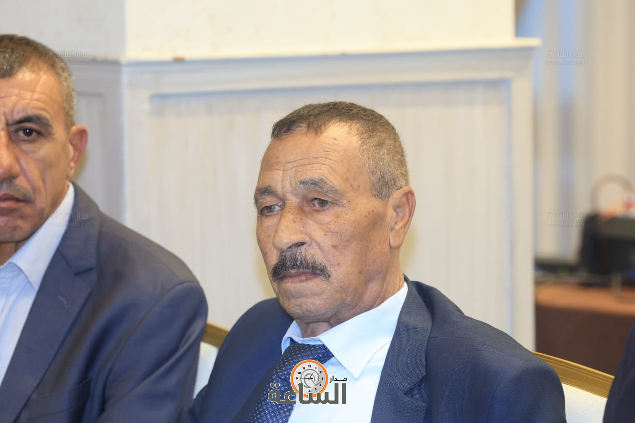 Madar Al-Saa Images 0.18668181132127482