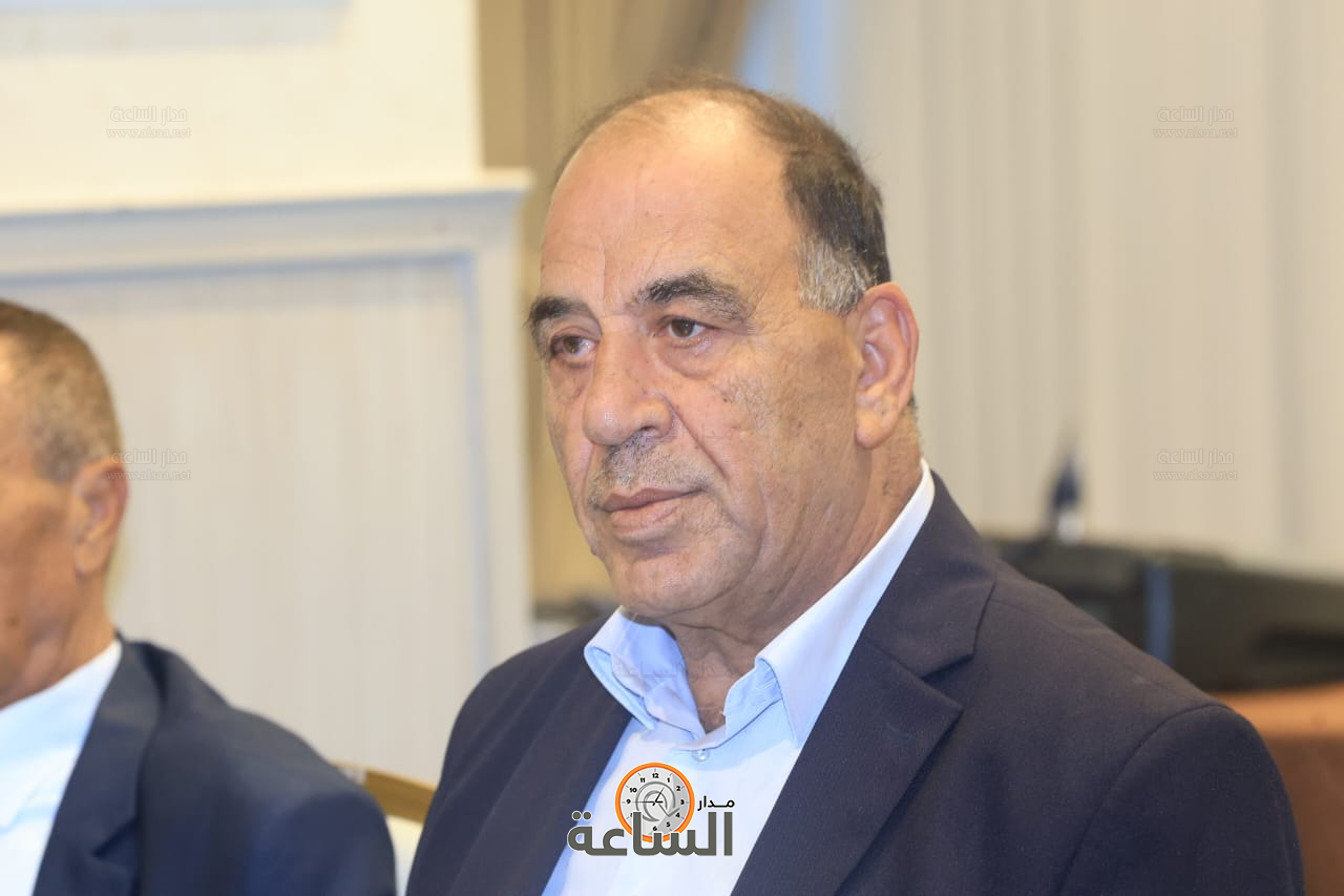 Madar Al-Saa Images 0.8292554254710676