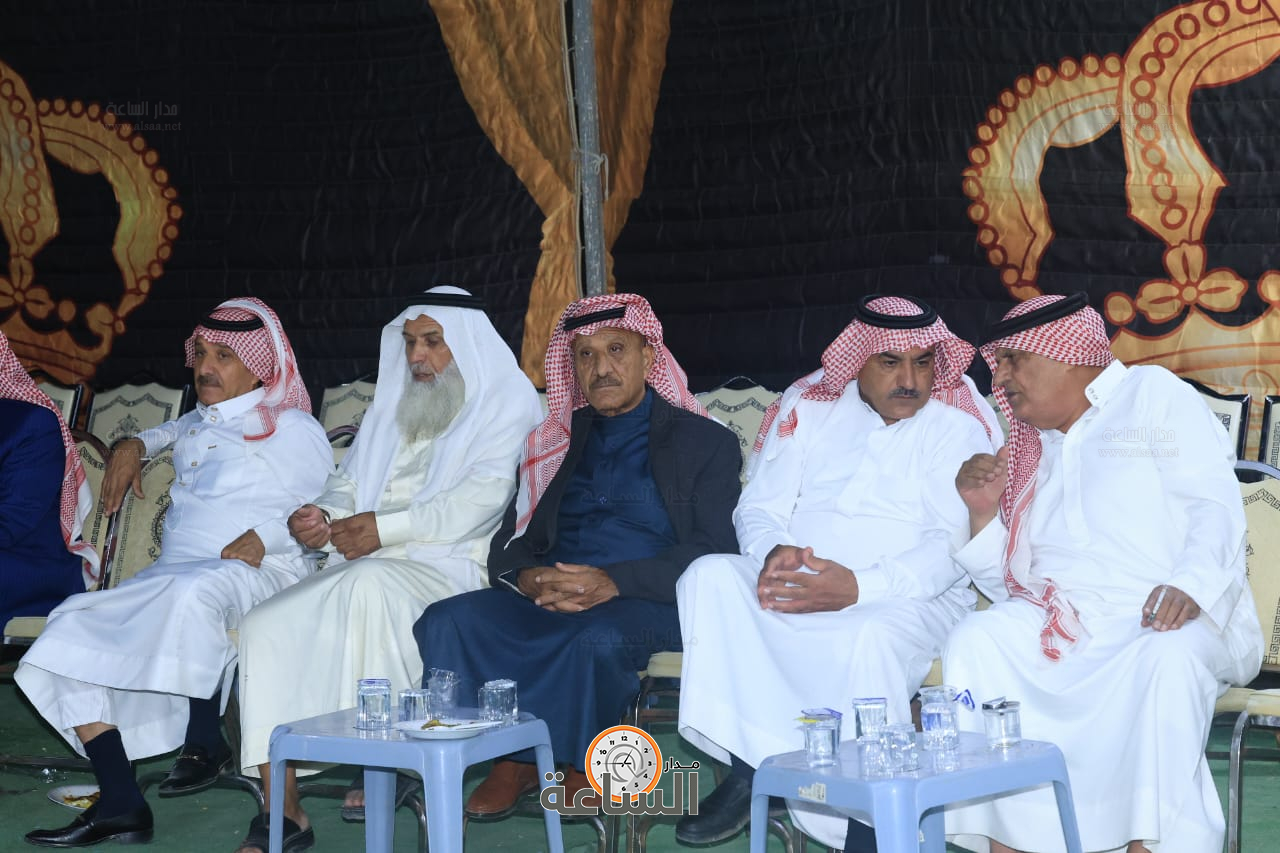 Madar Al-Saa Images 0.22213721380499873