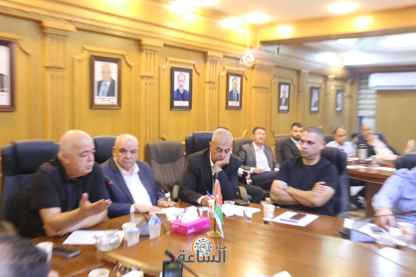 Madar Al-Saa Images 0.5058617612674908