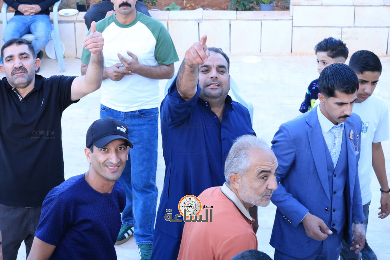 Madar Al-Saa Images 0.7278791511005231