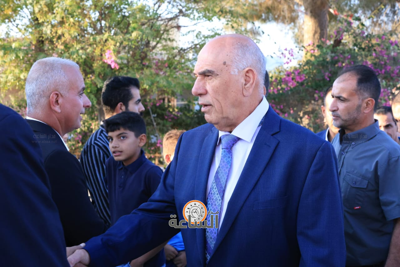 Madar Al-Saa Images 0.48325398538402875