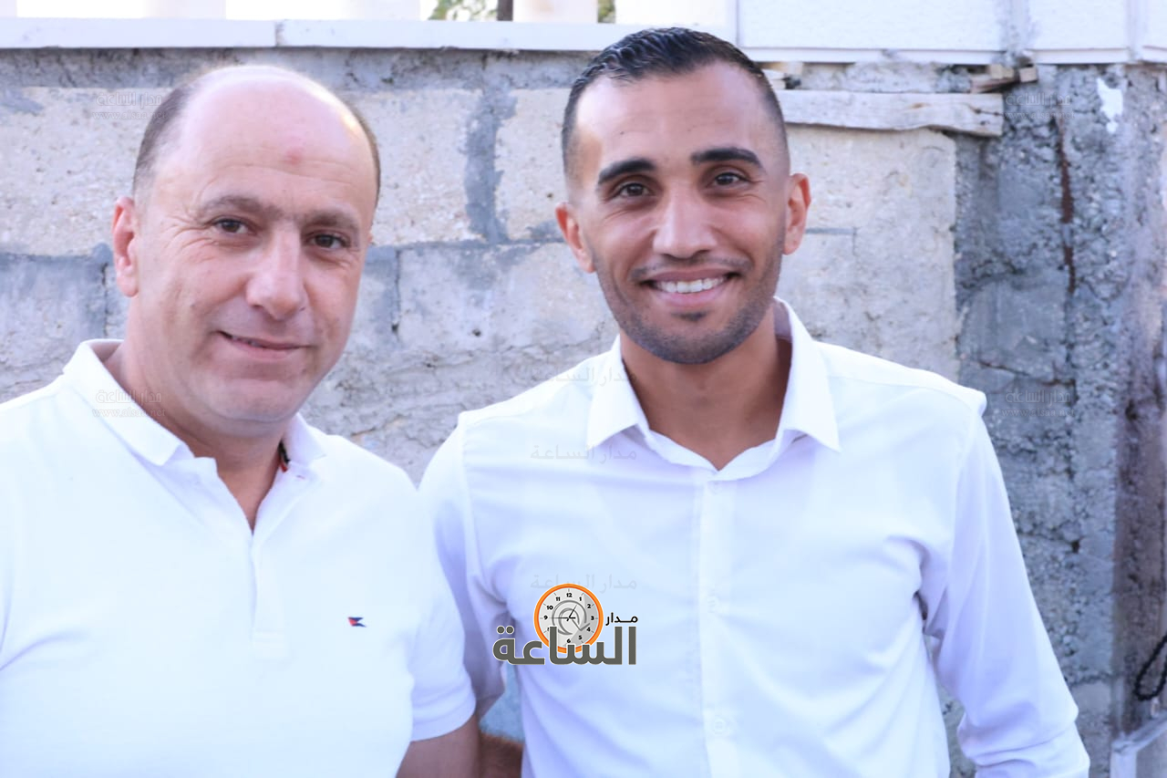 Madar Al-Saa Images 0.9490529394223002