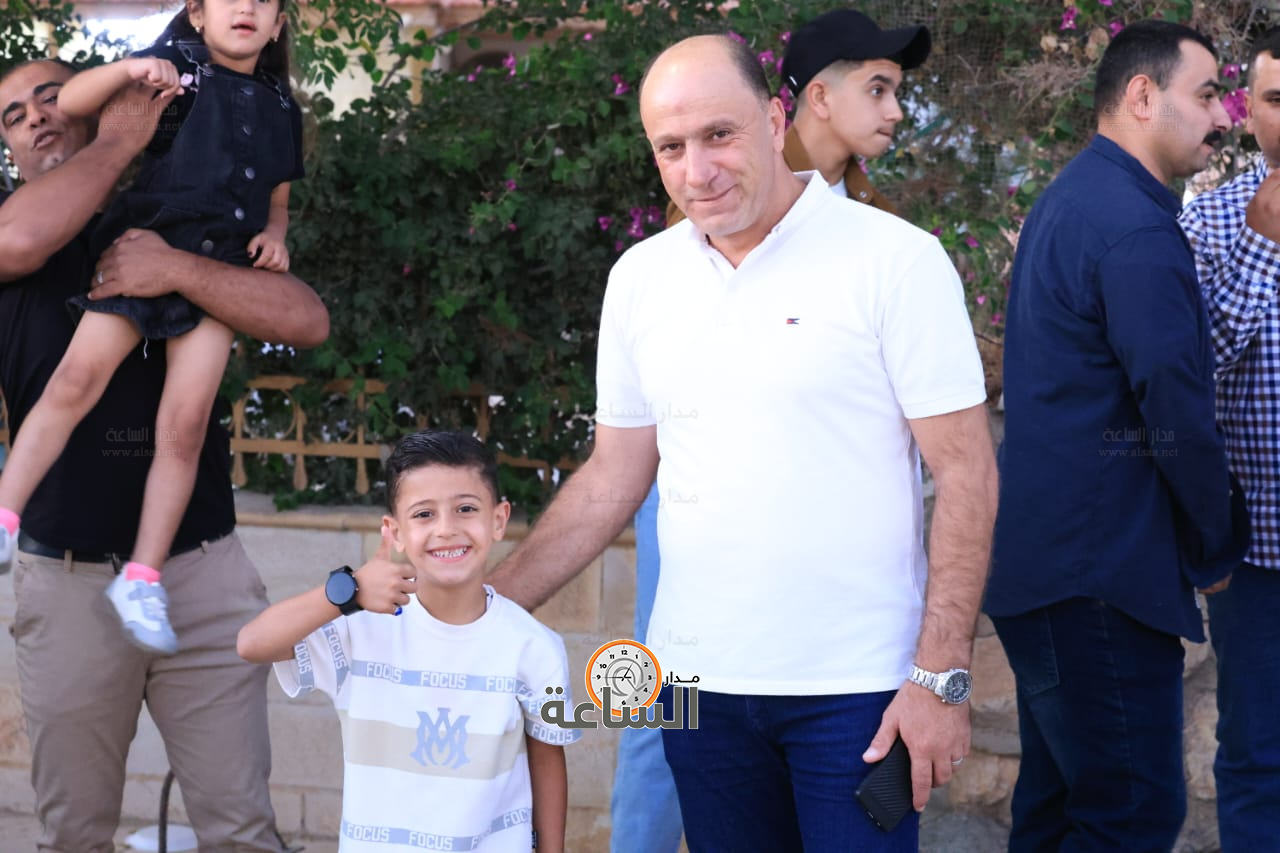 Madar Al-Saa Images 0.3610377869165875