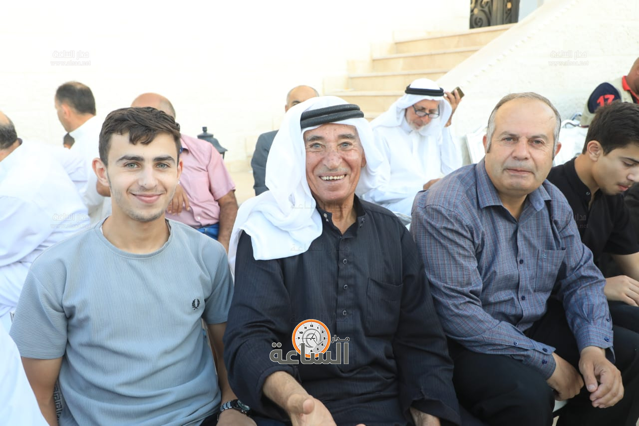 Madar Al-Saa Images 0.03141617942672481