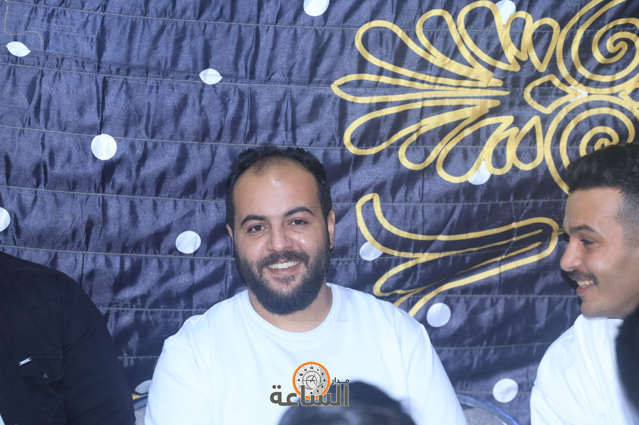 Madar Al-Saa Images 0.23250420376364167