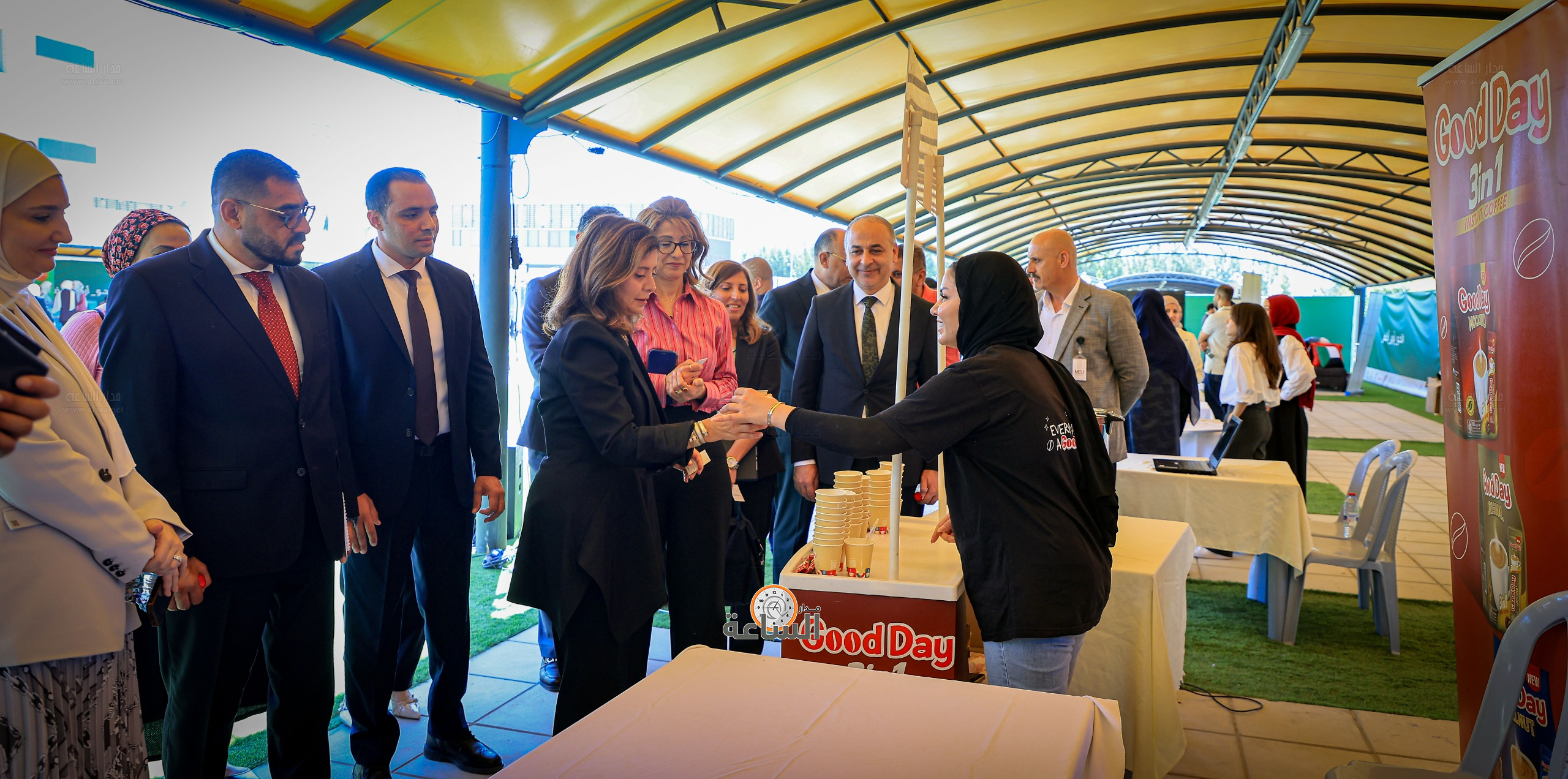 Madar Al-Saa Images 0.6988894095058819