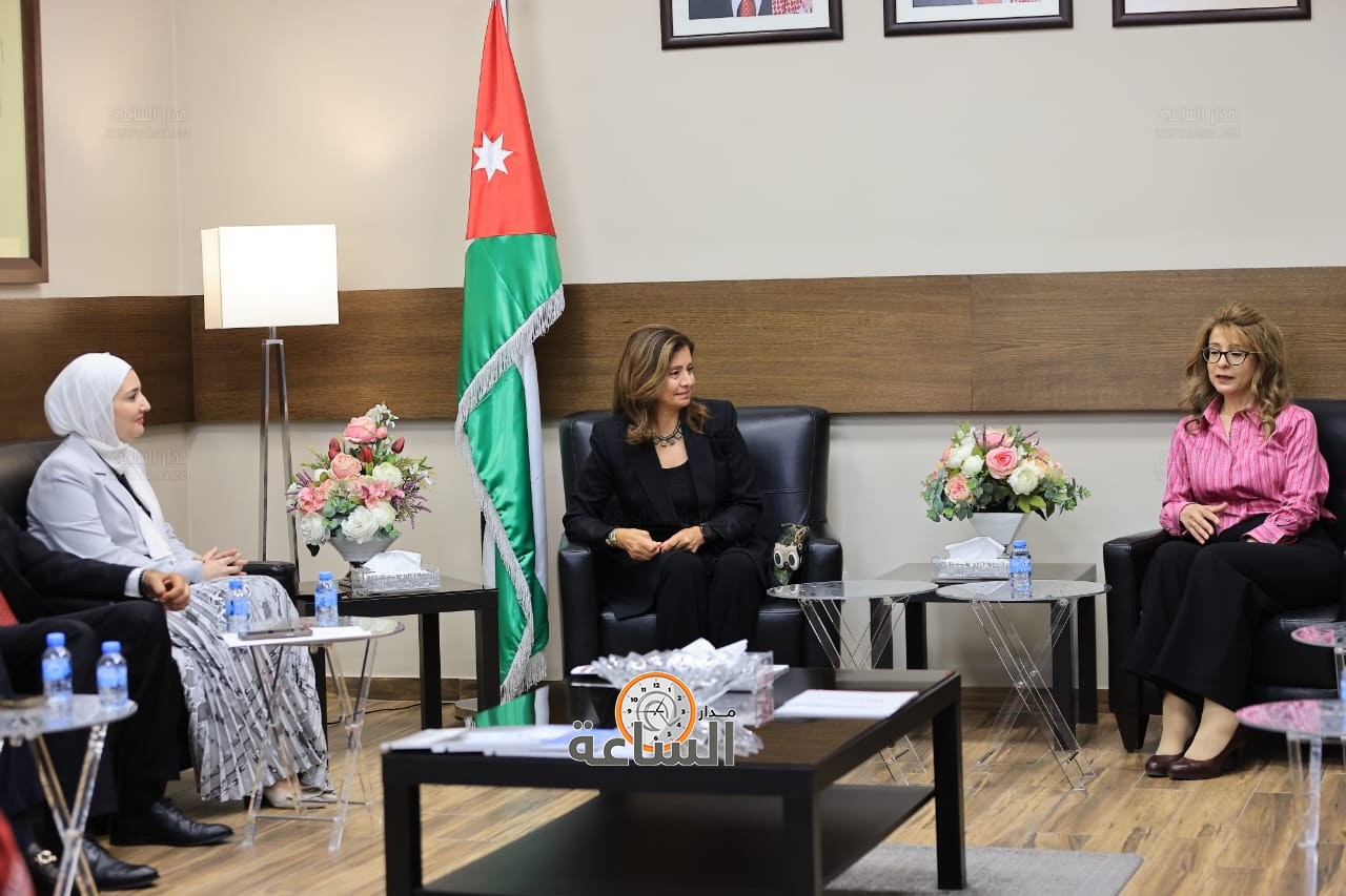 Madar Al-Saa Images 0.45265070312622924