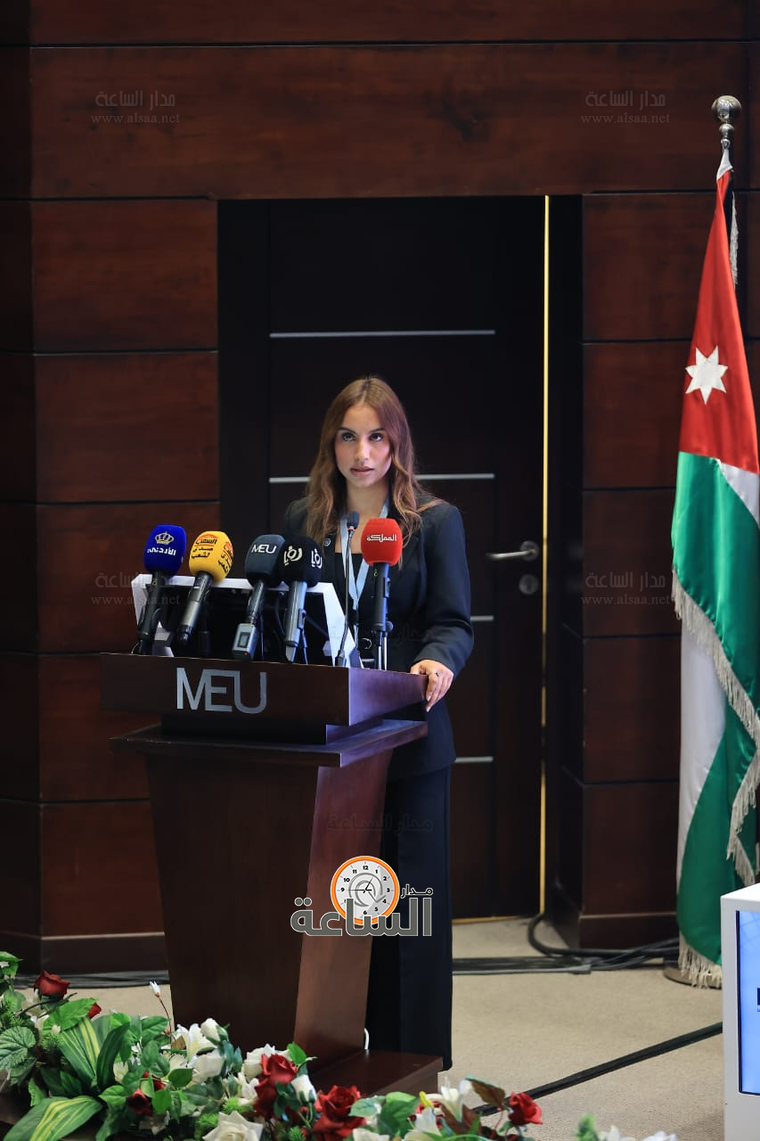 Madar Al-Saa Images 0.40155436597816263