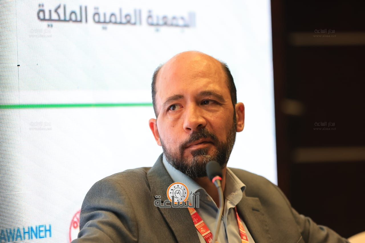 Madar Al-Saa Images 0.6569700631305982