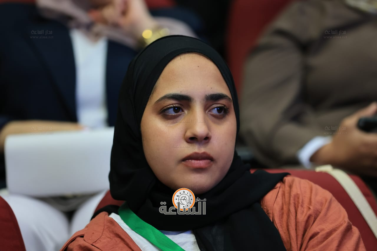 Madar Al-Saa Images 0.8302854272405036