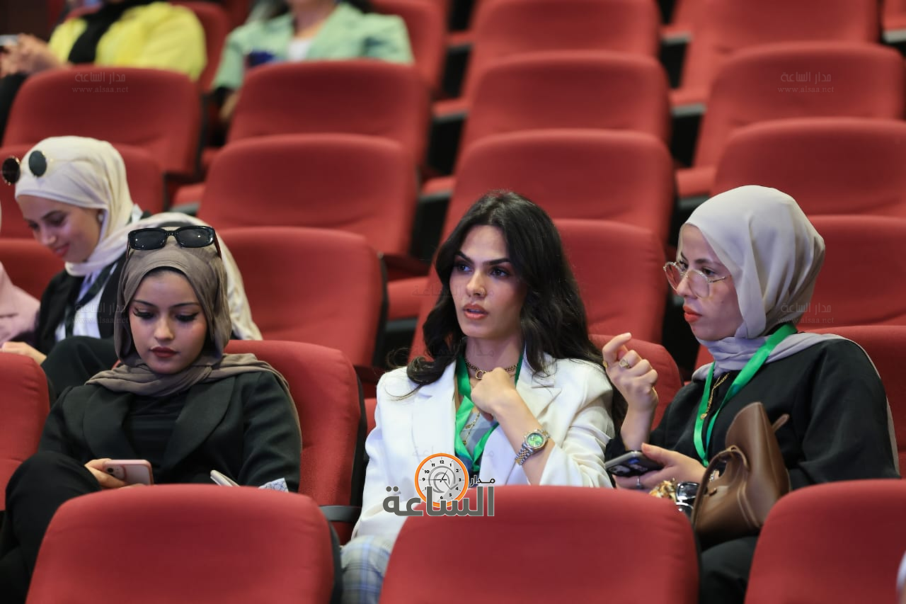 Madar Al-Saa Images 0.9955687538141894