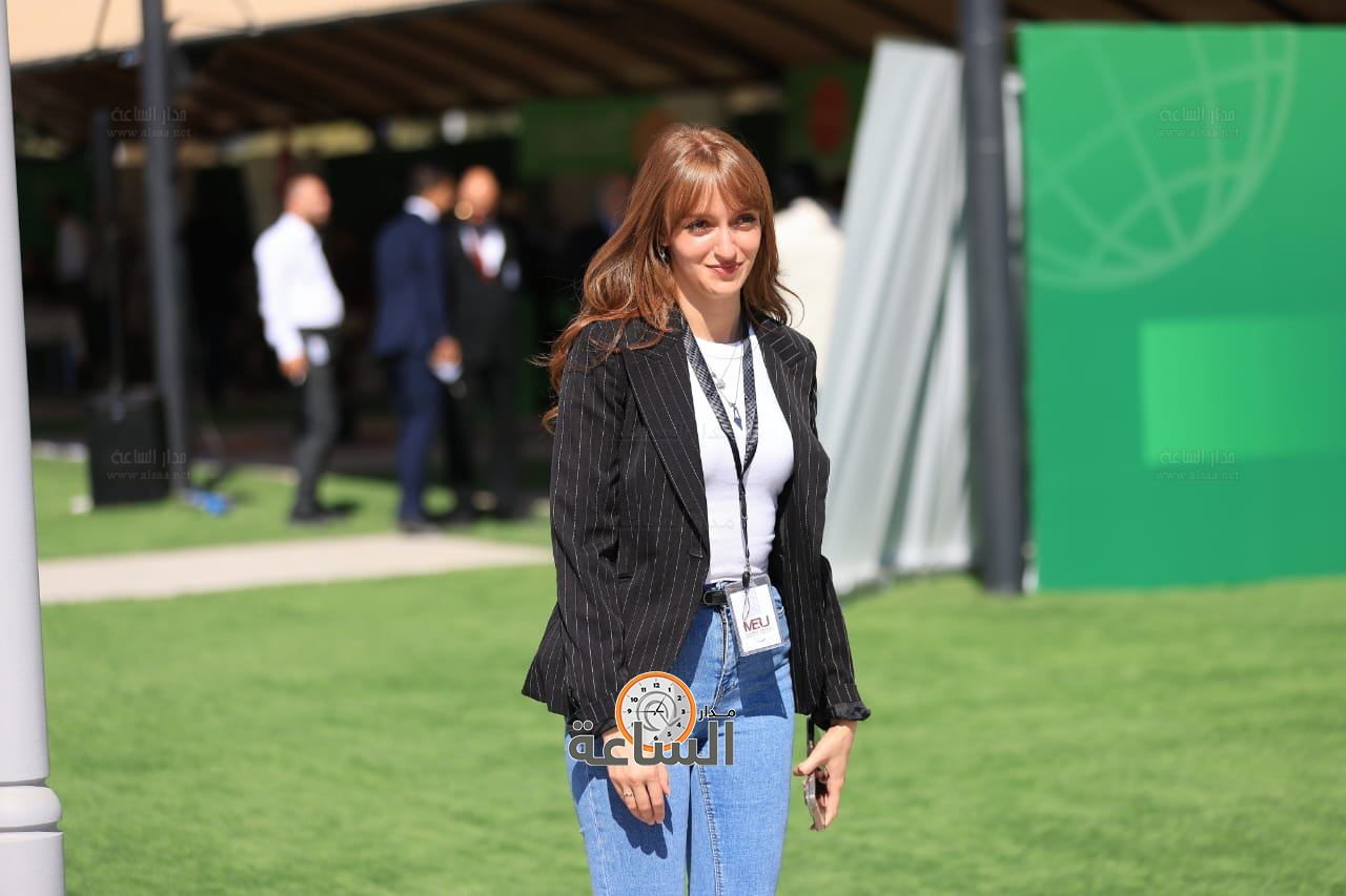 Madar Al-Saa Images 0.45218116289055277