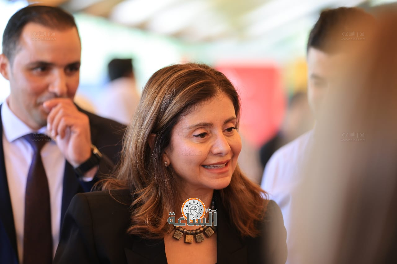 Madar Al-Saa Images 0.4089506905050909