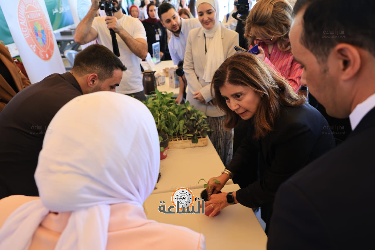 Madar Al-Saa Images 0.8410954713184118