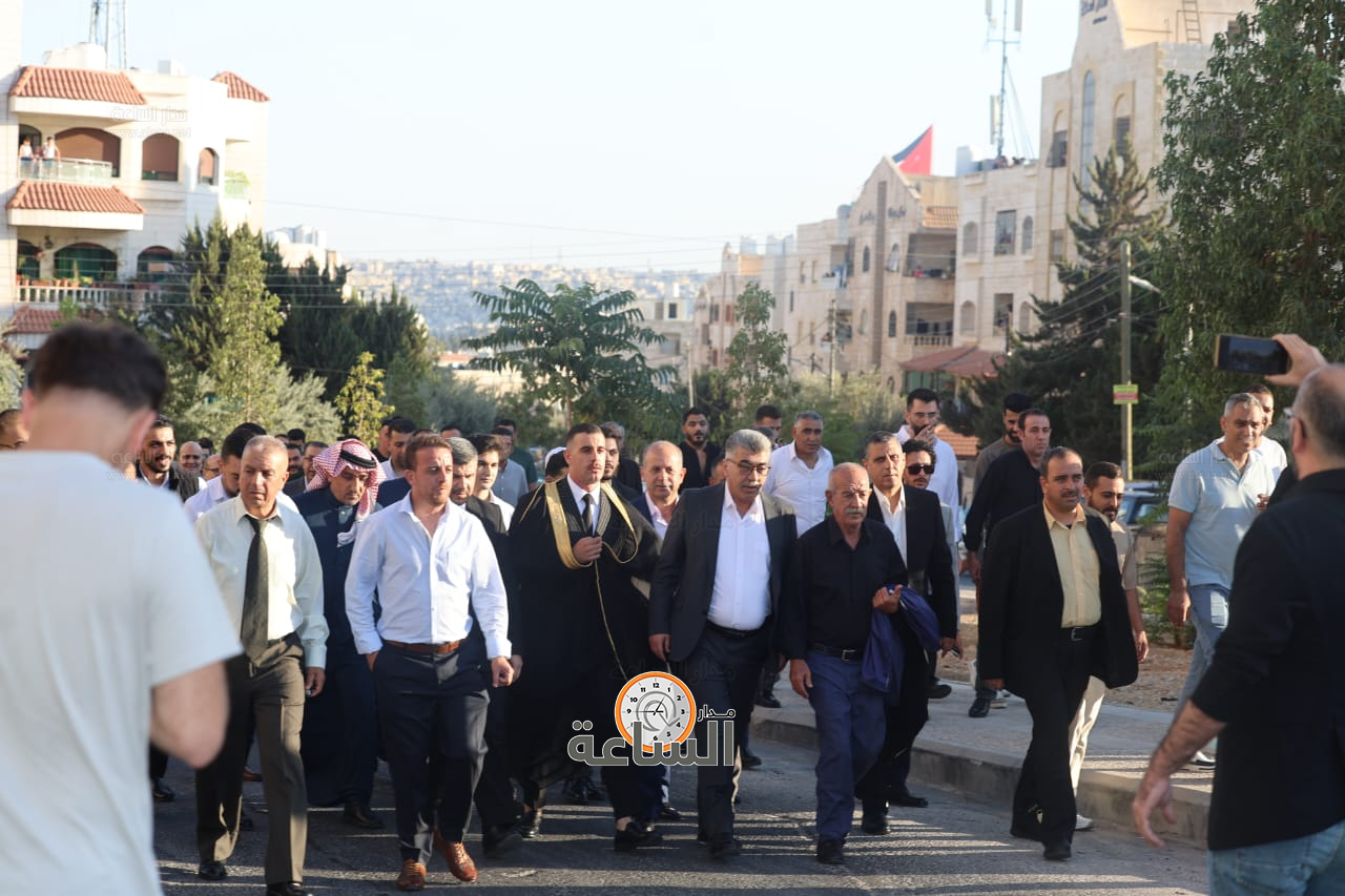 Madar Al-Saa Images 0.32086375206493745