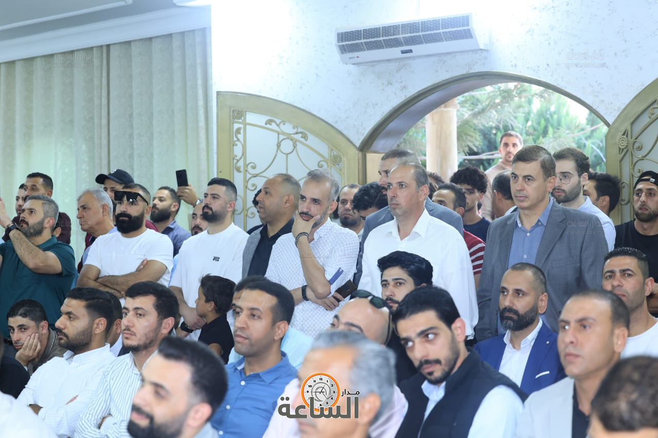 Madar Al-Saa Images 0.42448068698808683