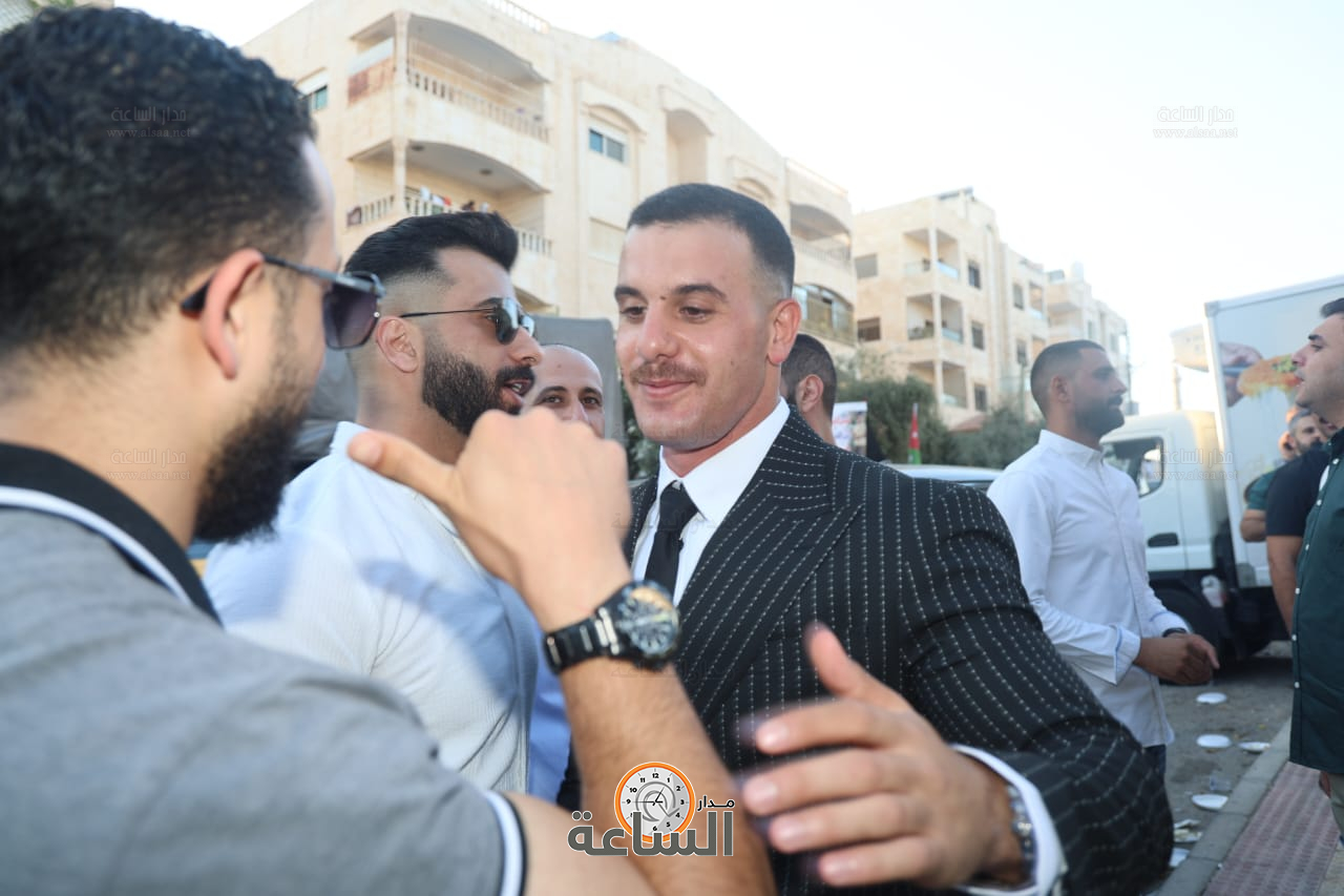 Madar Al-Saa Images 0.6200373376969784