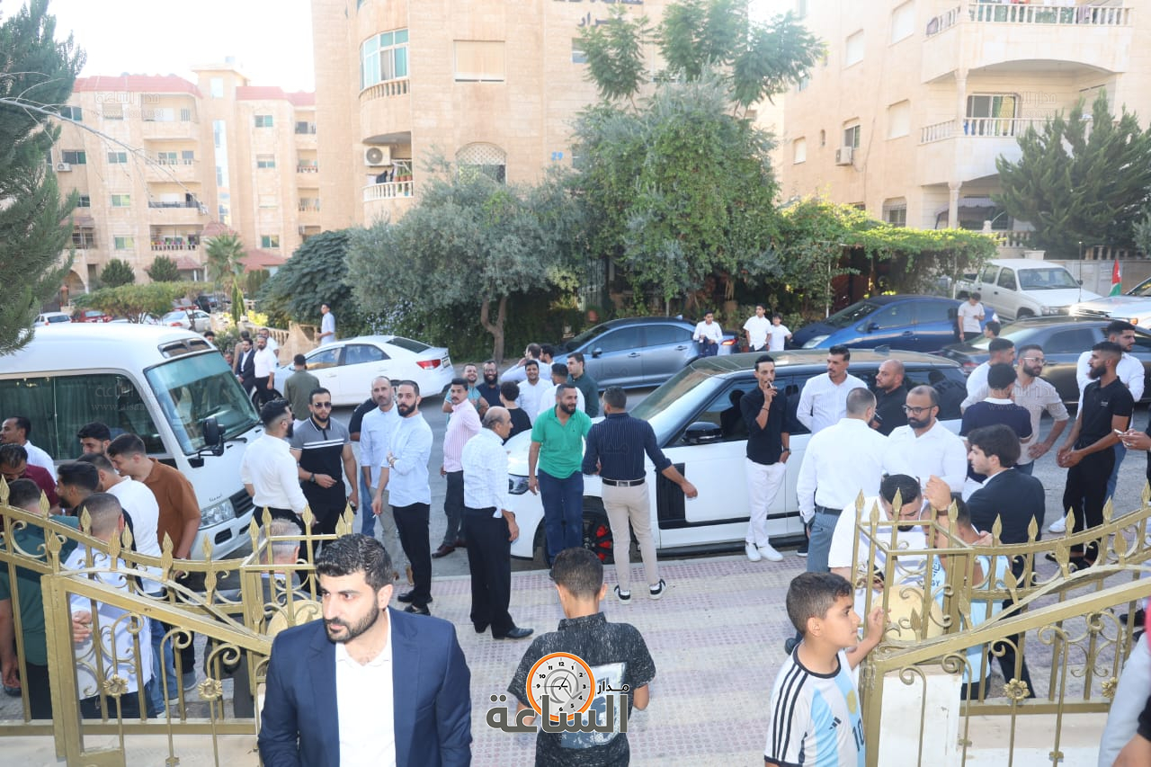 Madar Al-Saa Images 0.3704278179849264