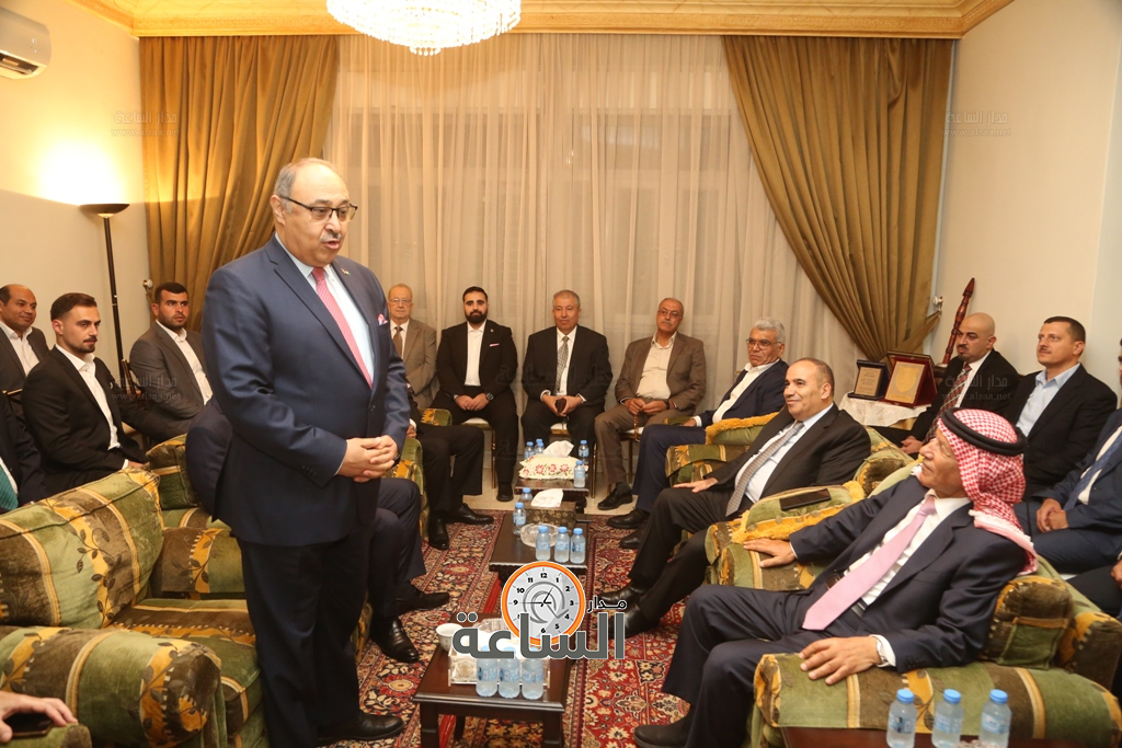 Madar Al-Saa Images 0.5337394832557917