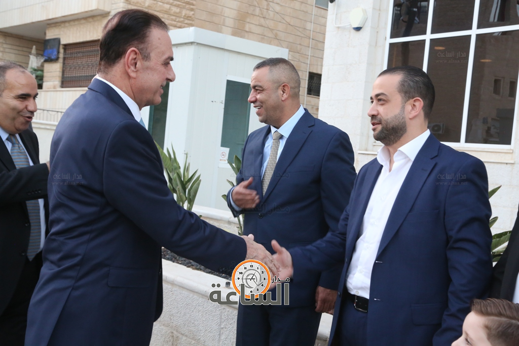 Madar Al-Saa Images 0.8219172024309338