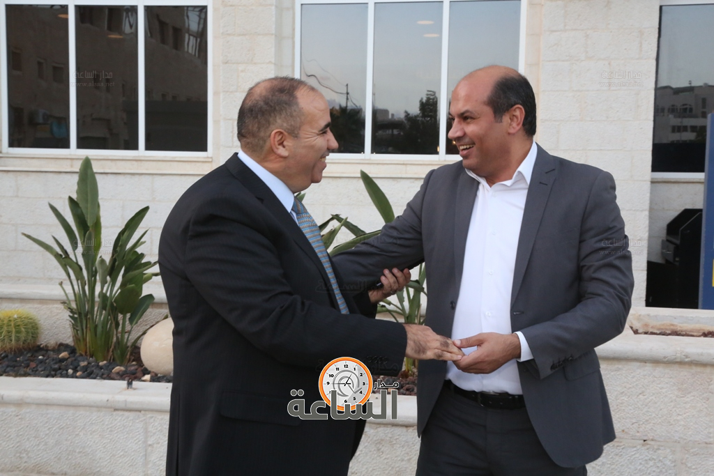 Madar Al-Saa Images 0.7559780076014534