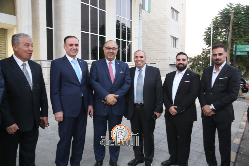 Madar Al-Saa Images 0.9353159854260353