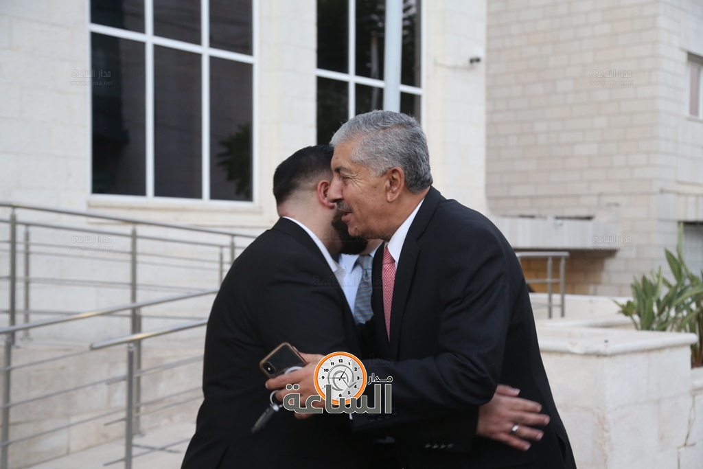 Madar Al-Saa Images 0.8016701851025219