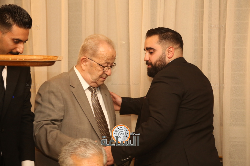 Madar Al-Saa Images 0.4560390356028664