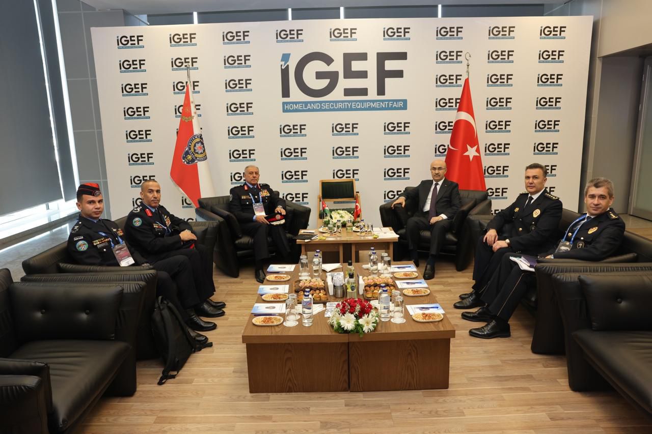 Madar Al-Saa Images 0.5722058404688389