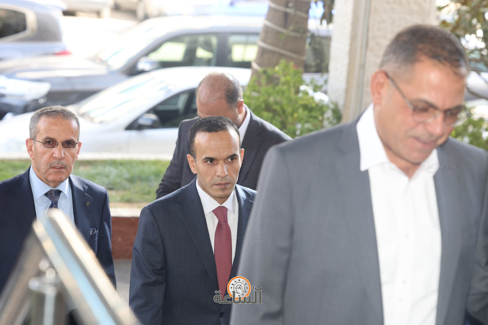 Madar Al-Saa Images 0.9295080311400933