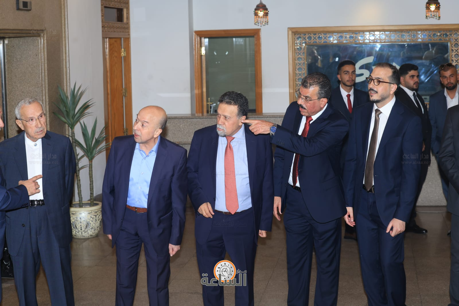 Madar Al-Saa Images 0.7083477631182914