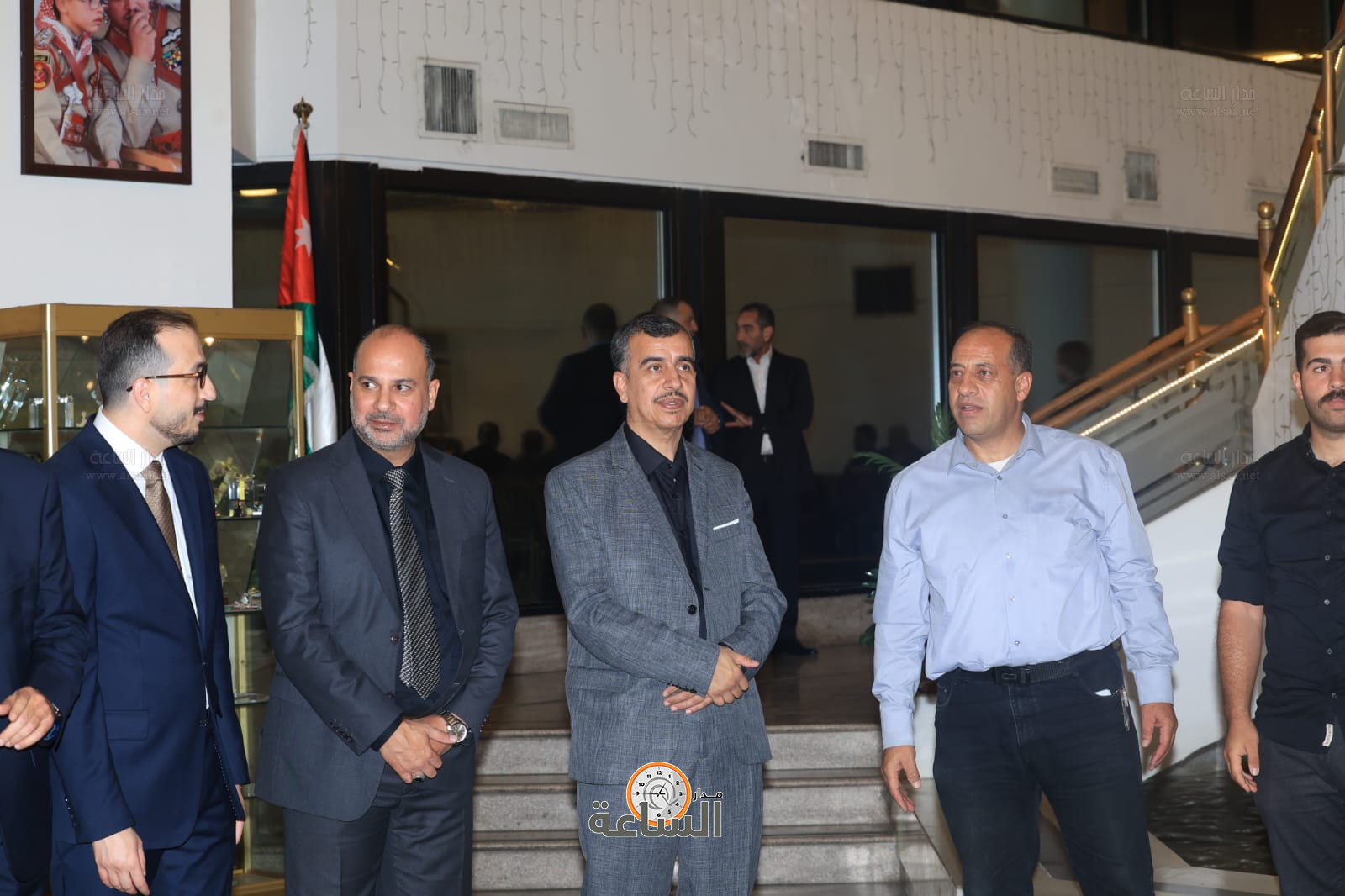 Madar Al-Saa Images 0.1580080761556082