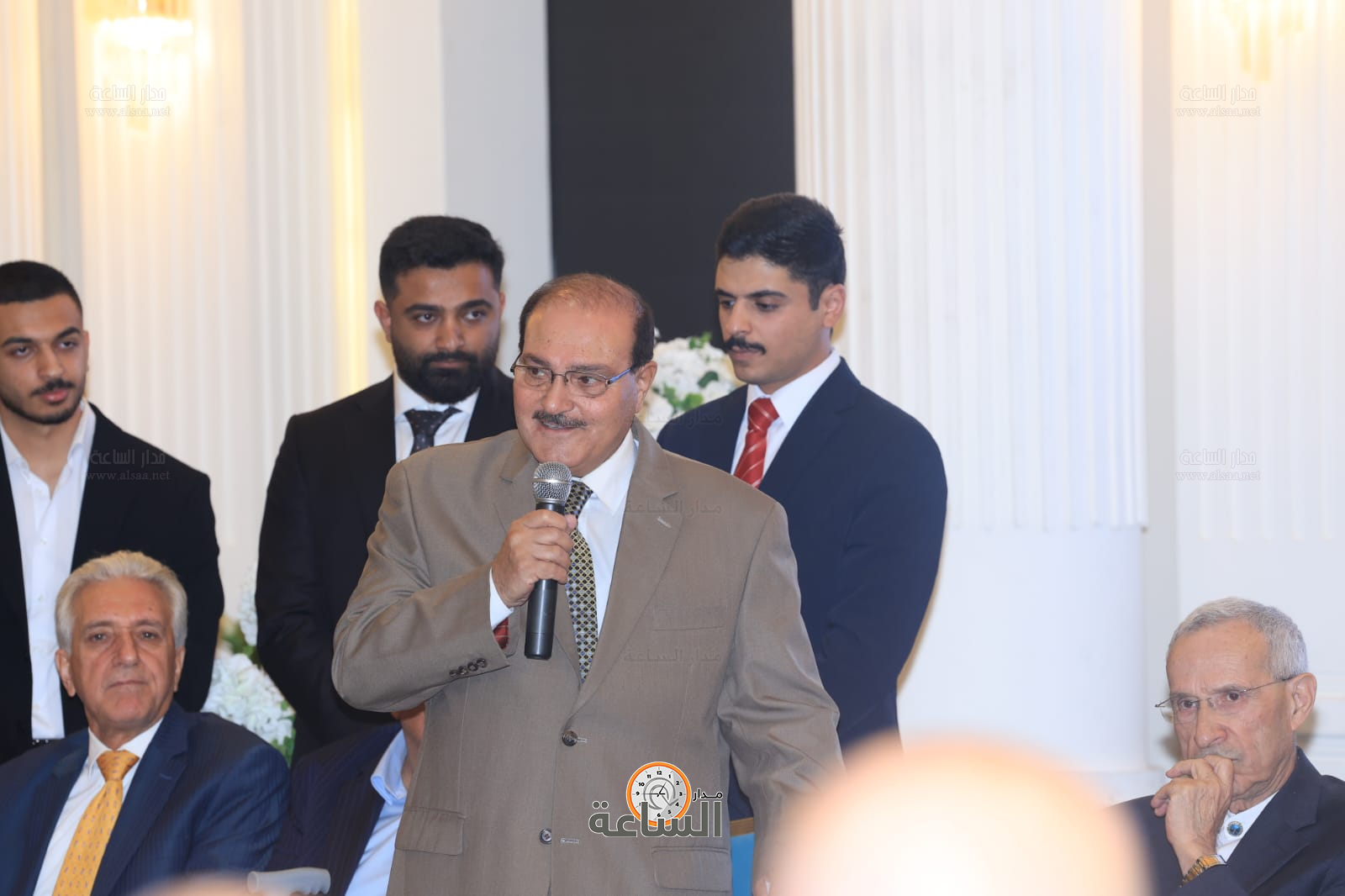 Madar Al-Saa Images 0.5950219183283953