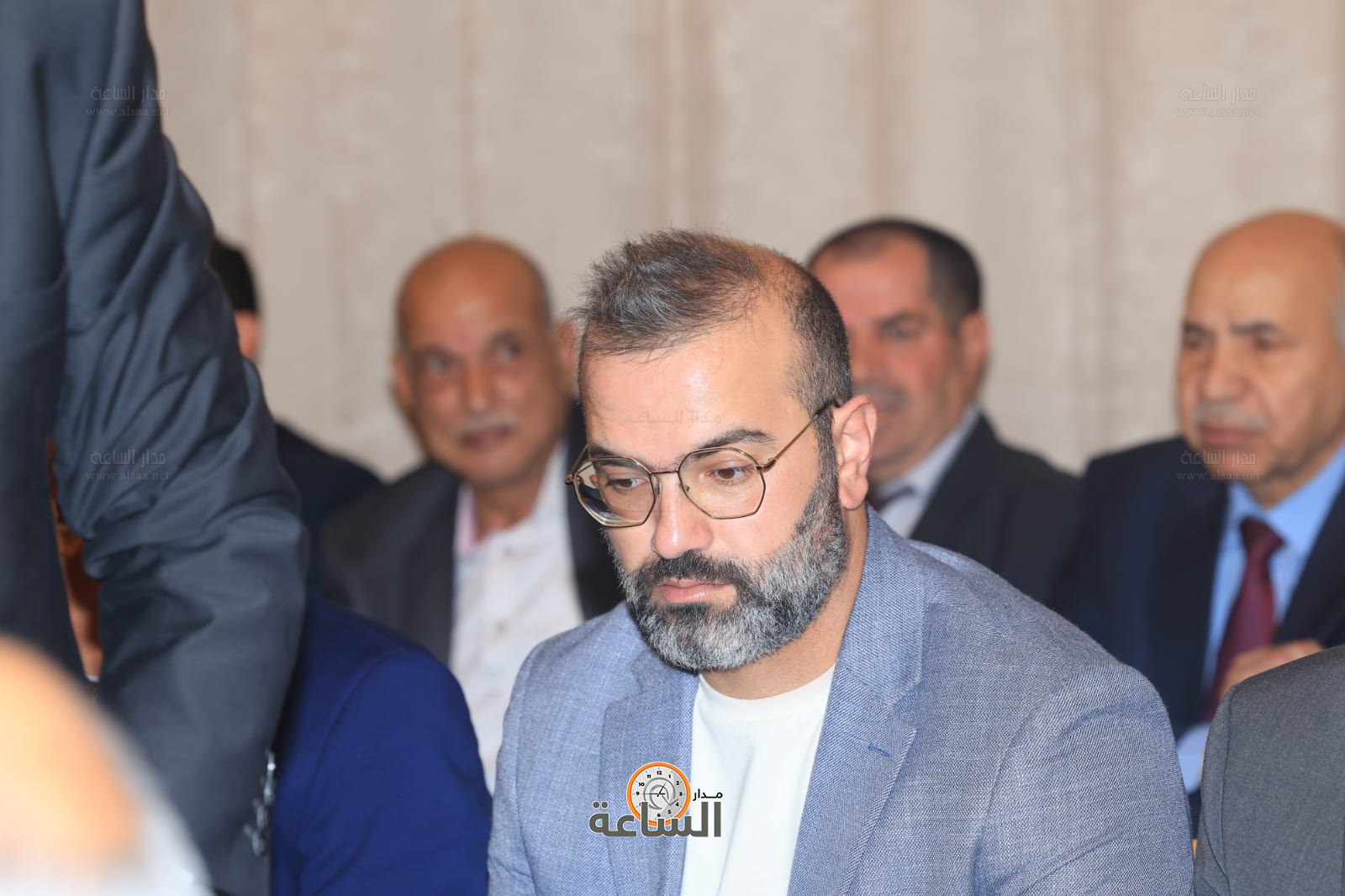 Madar Al-Saa Images 0.040114265536687954