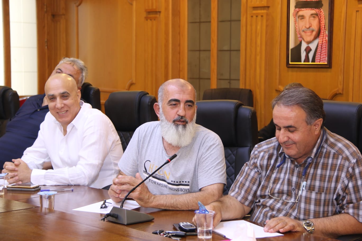 Madar Al-Saa Images 0.41312764806363833