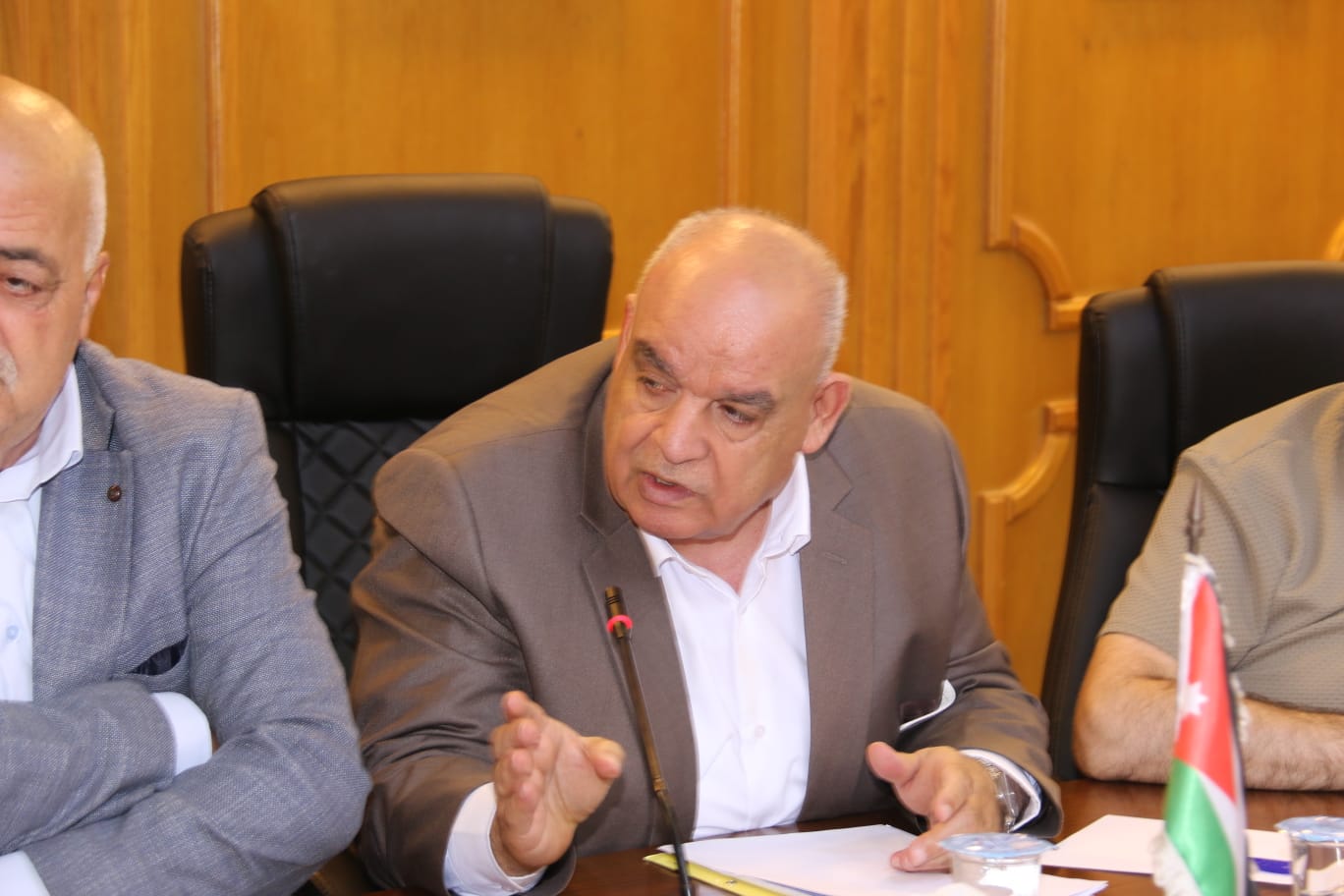 Madar Al-Saa Images 0.224552628355298