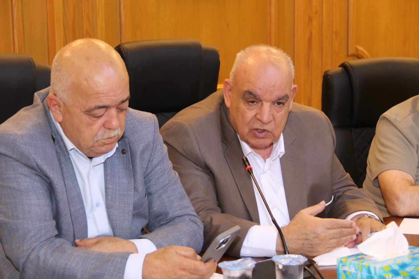 Madar Al-Saa Images 0.013304628237109095