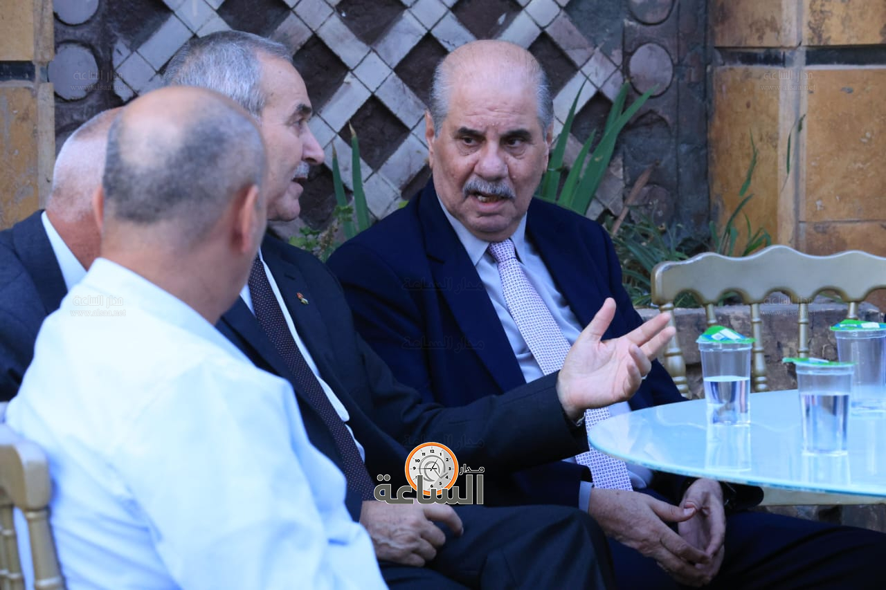 Madar Al-Saa Images 0.27172169755231323