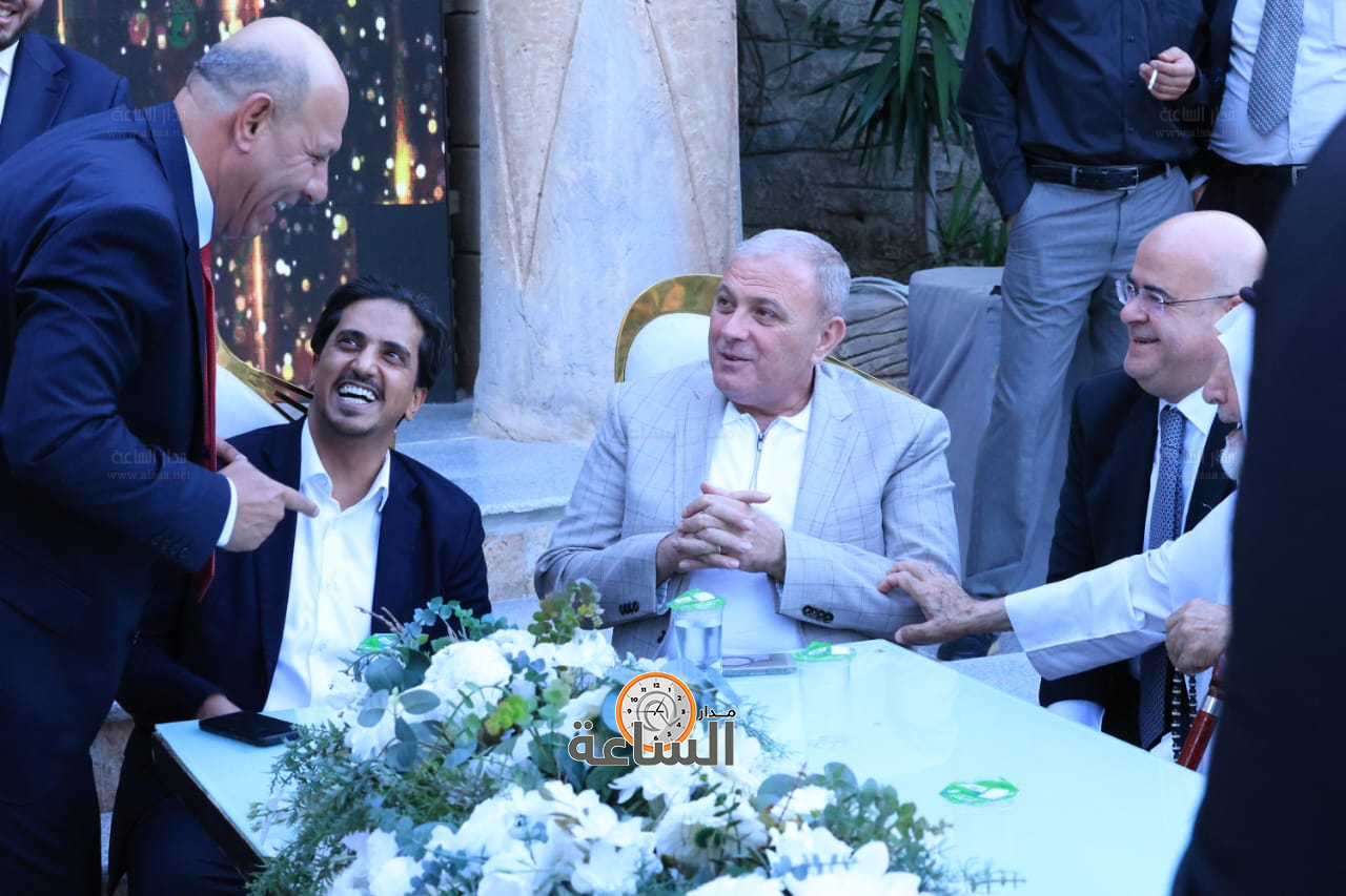 Madar Al-Saa Images 0.3709661404970276