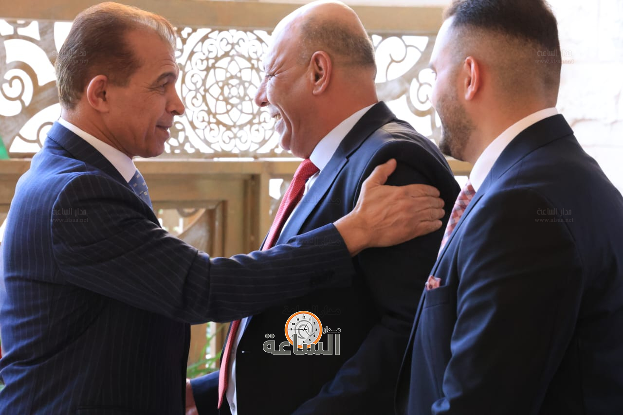 Madar Al-Saa Images 0.7706498211105312