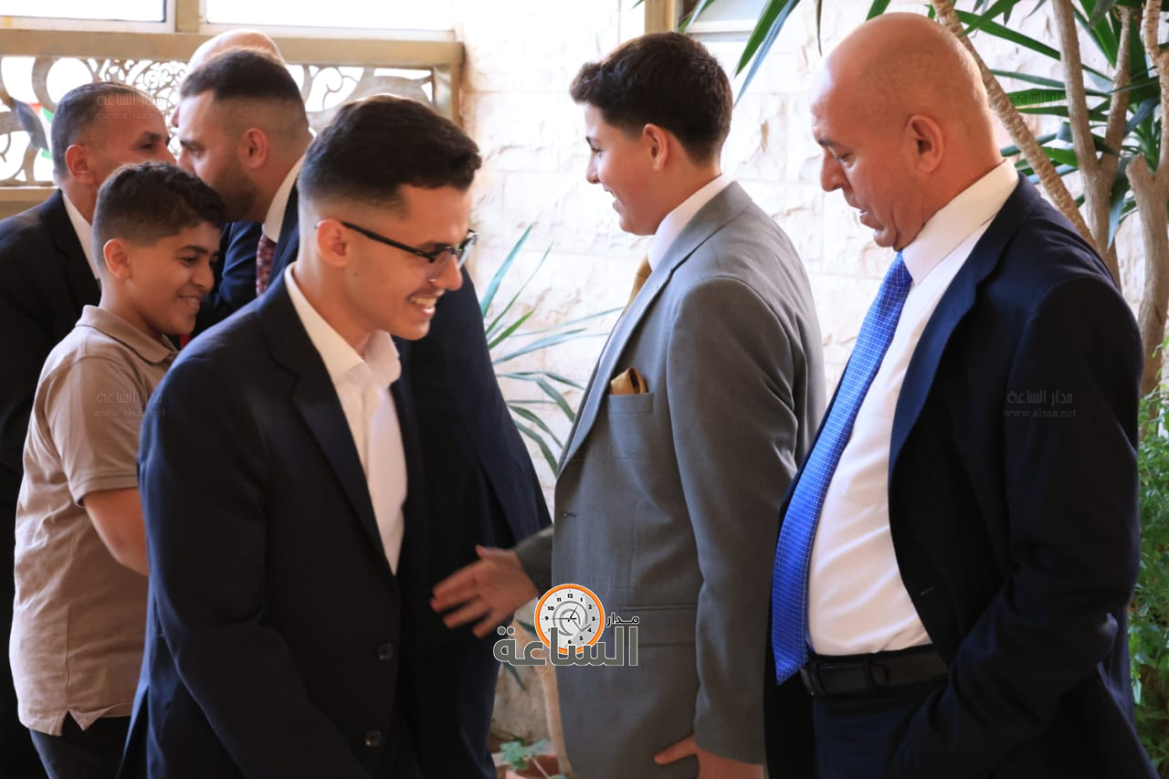 Madar Al-Saa Images 0.8825344561545568