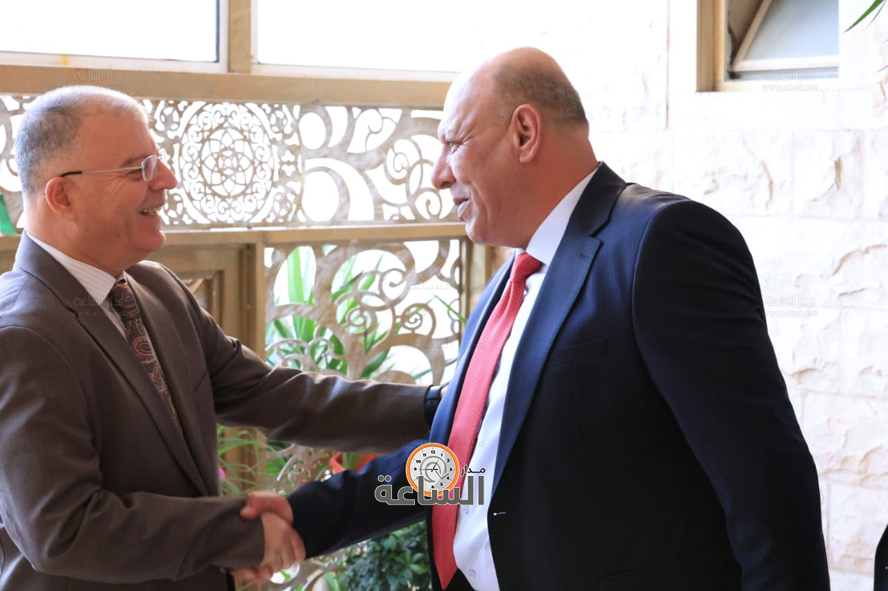 Madar Al-Saa Images 0.6041437128842053