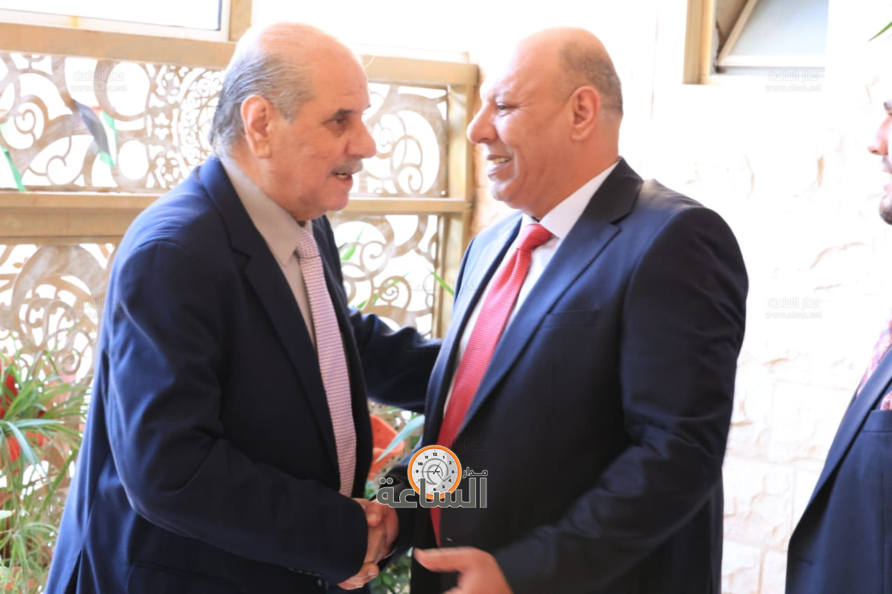 Madar Al-Saa Images 0.16517114835320457