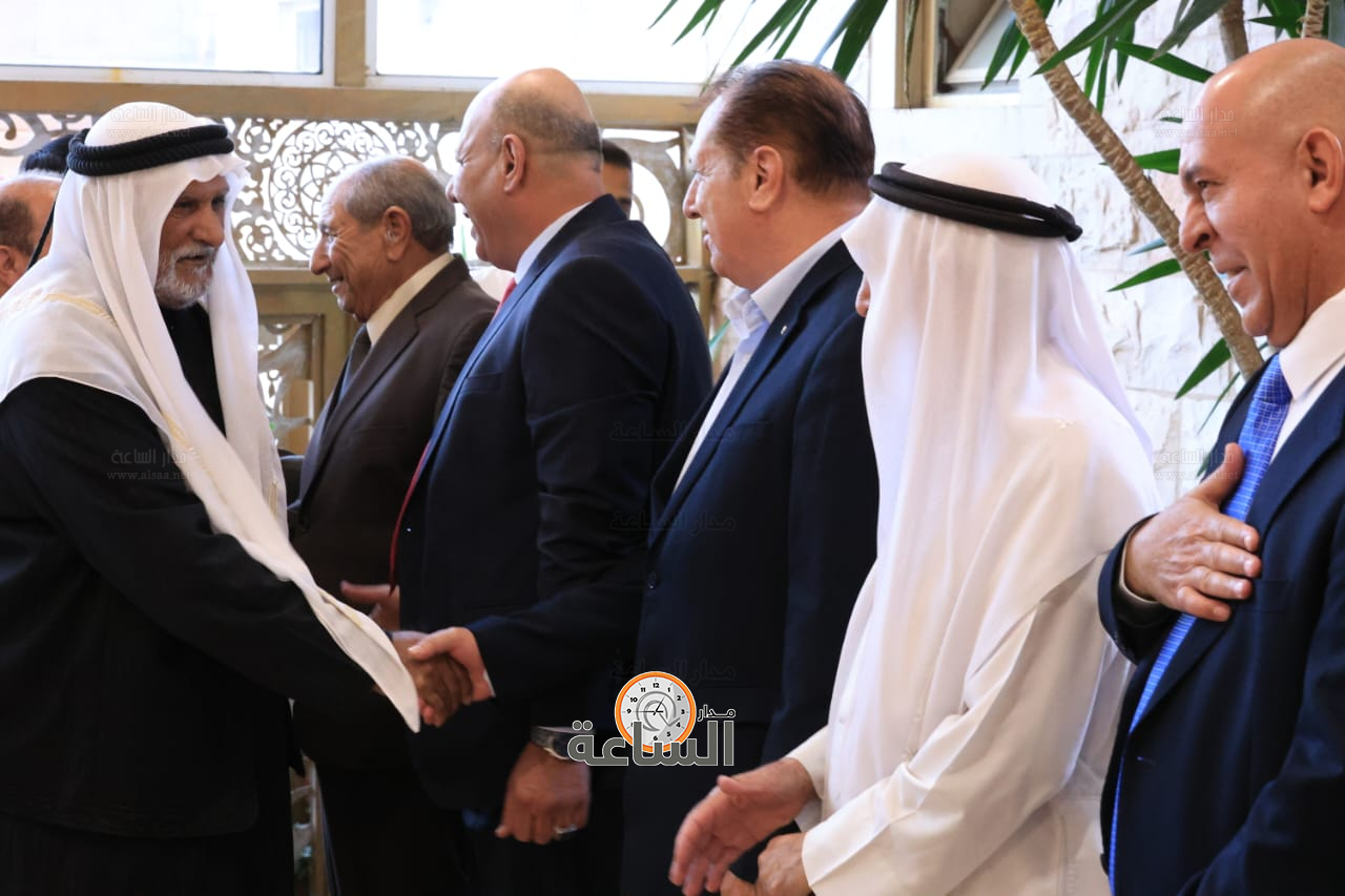 Madar Al-Saa Images 0.3365358607320055