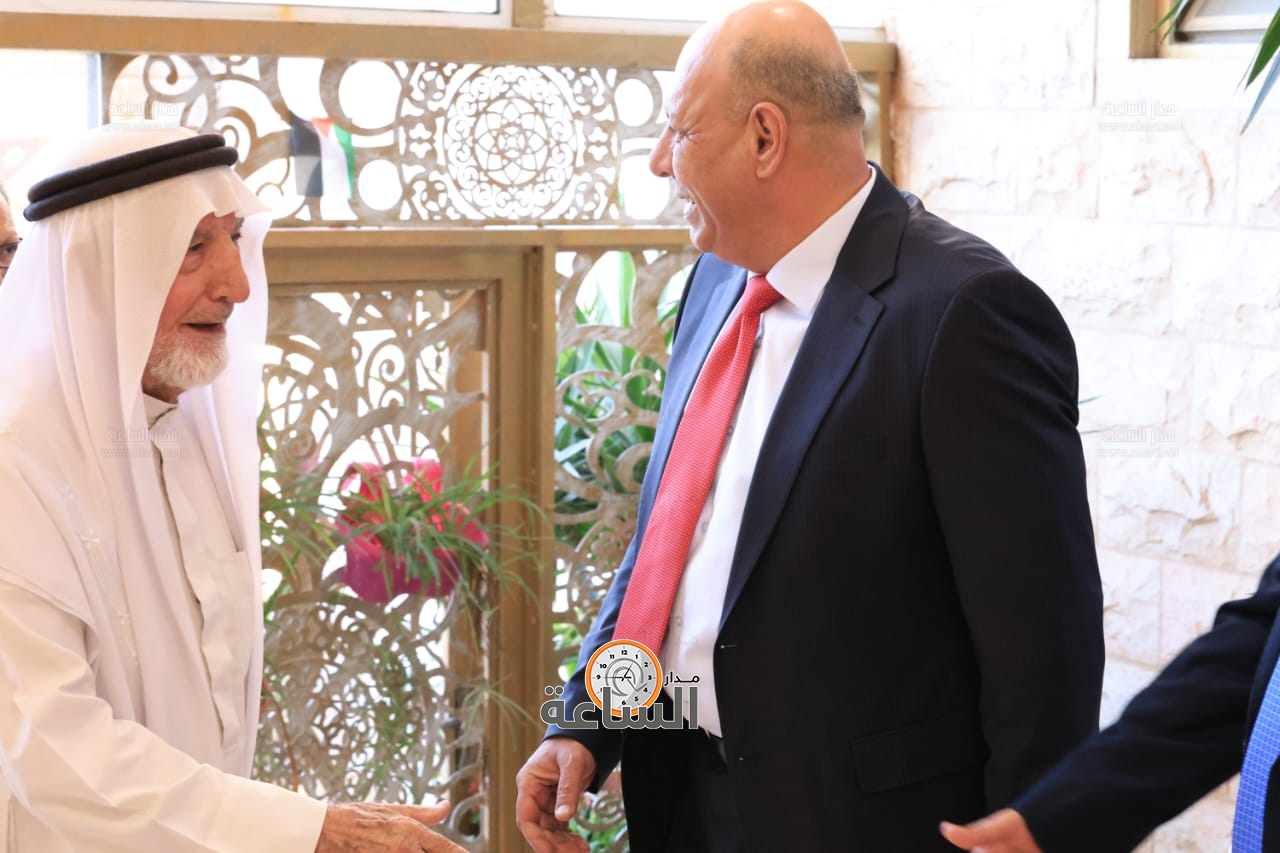 Madar Al-Saa Images 0.7225003930964877