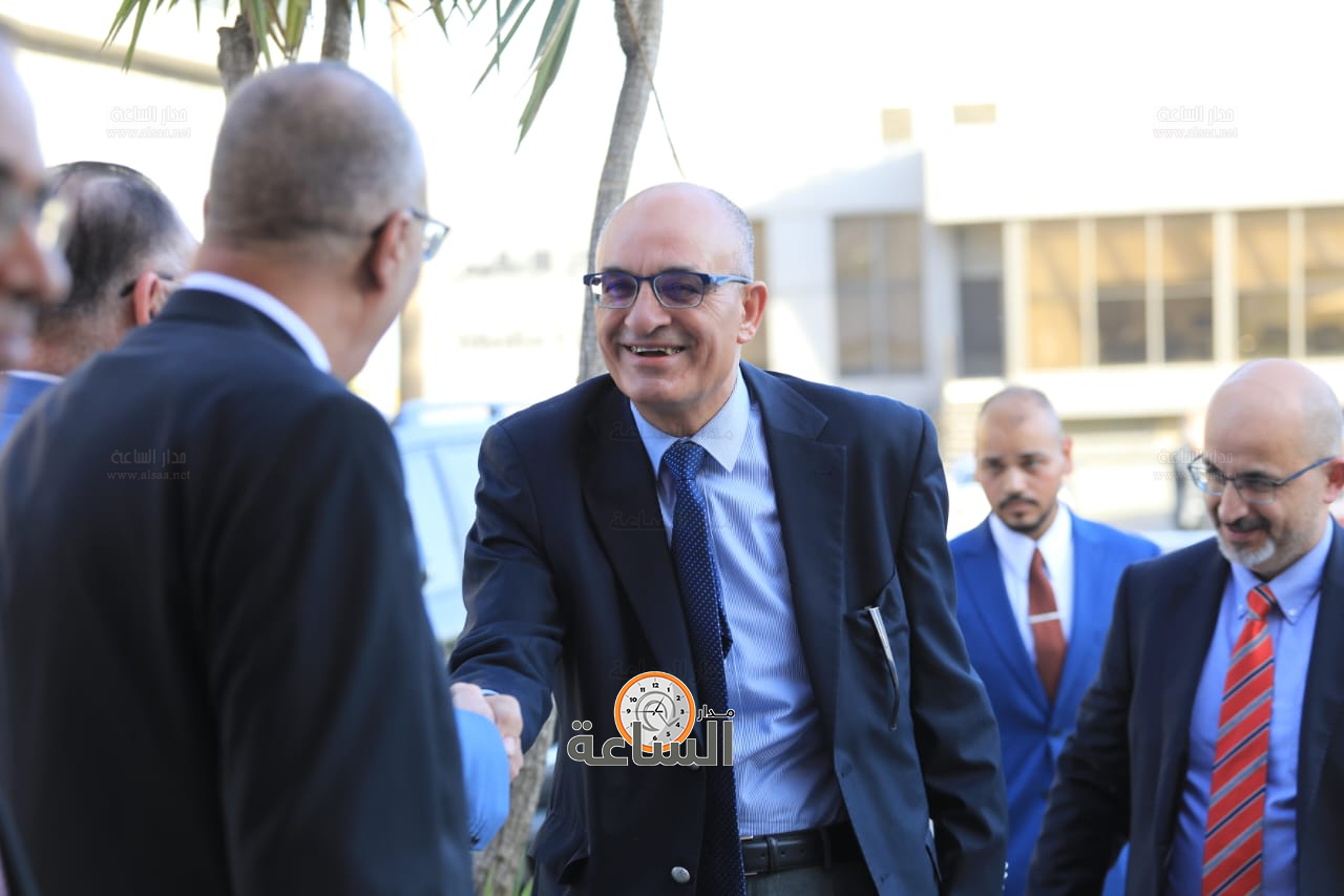 Madar Al-Saa Images 0.5528817801950926