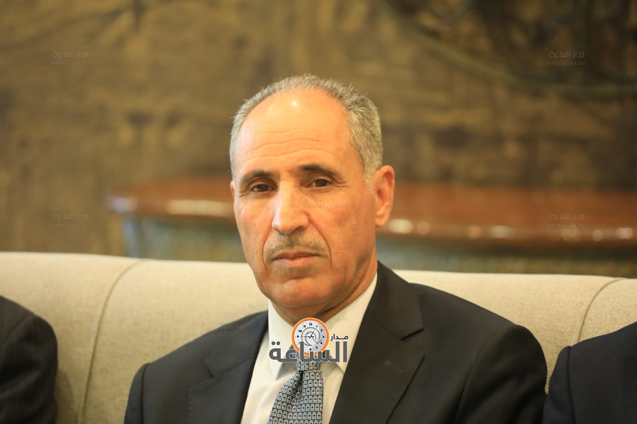 Madar Al-Saa Images 0.664555273429568