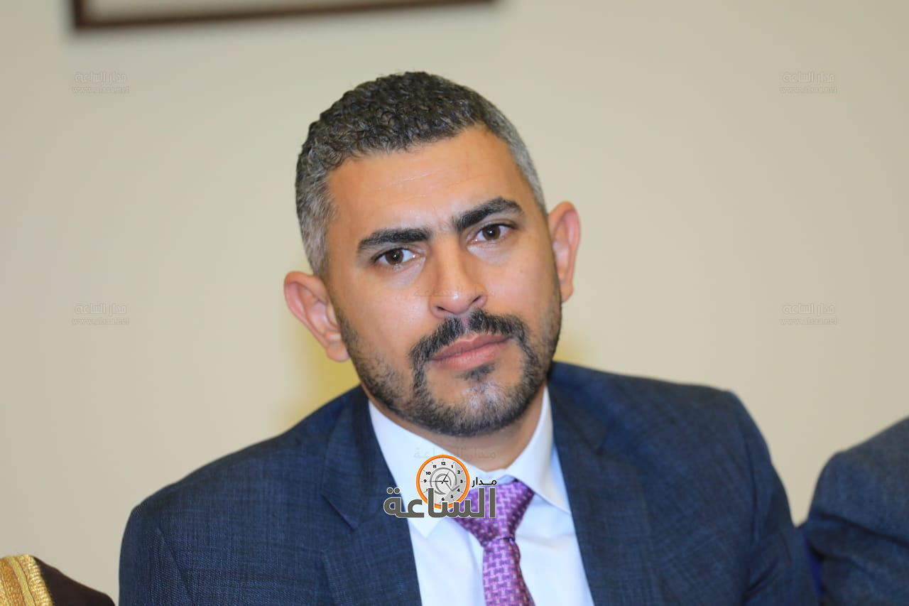 Madar Al-Saa Images 0.8250574831704609