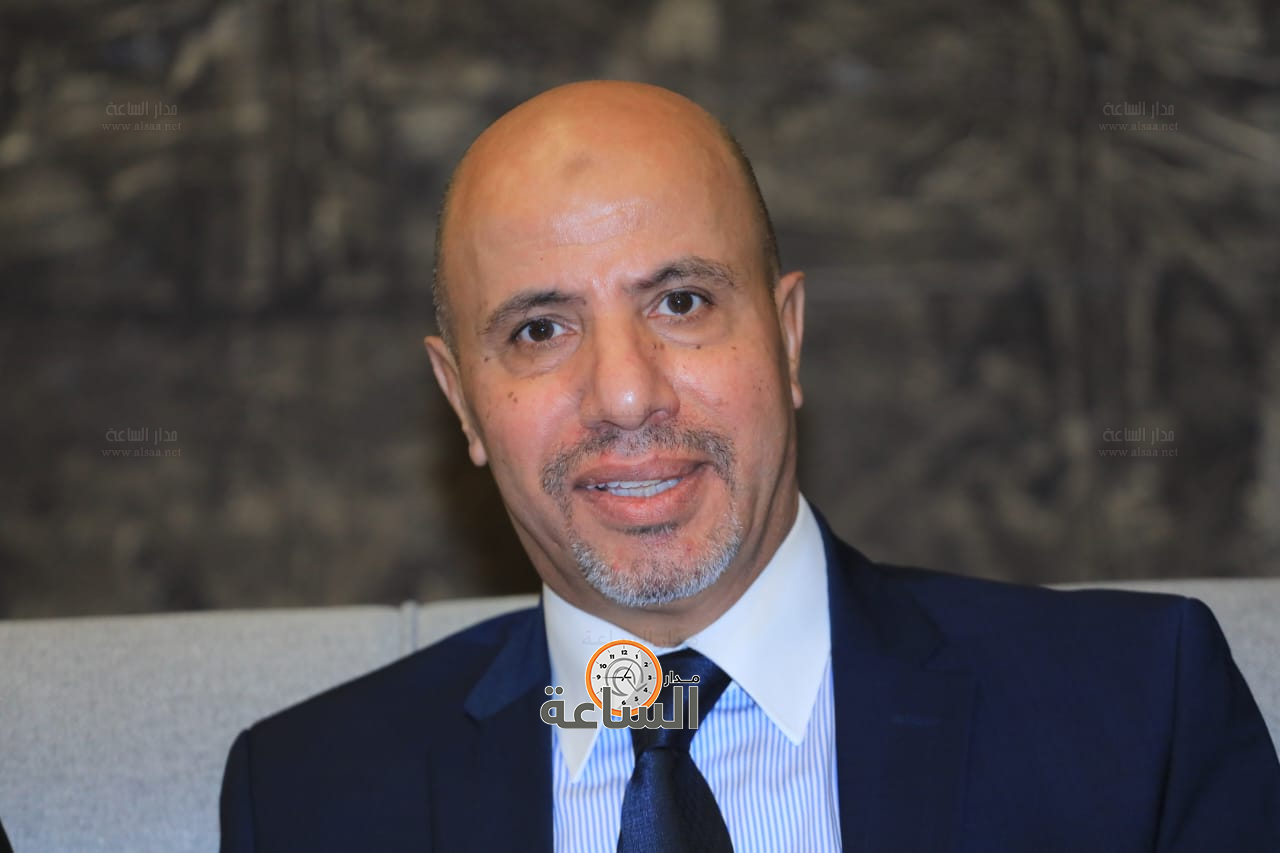 Madar Al-Saa Images 0.9048667235371106